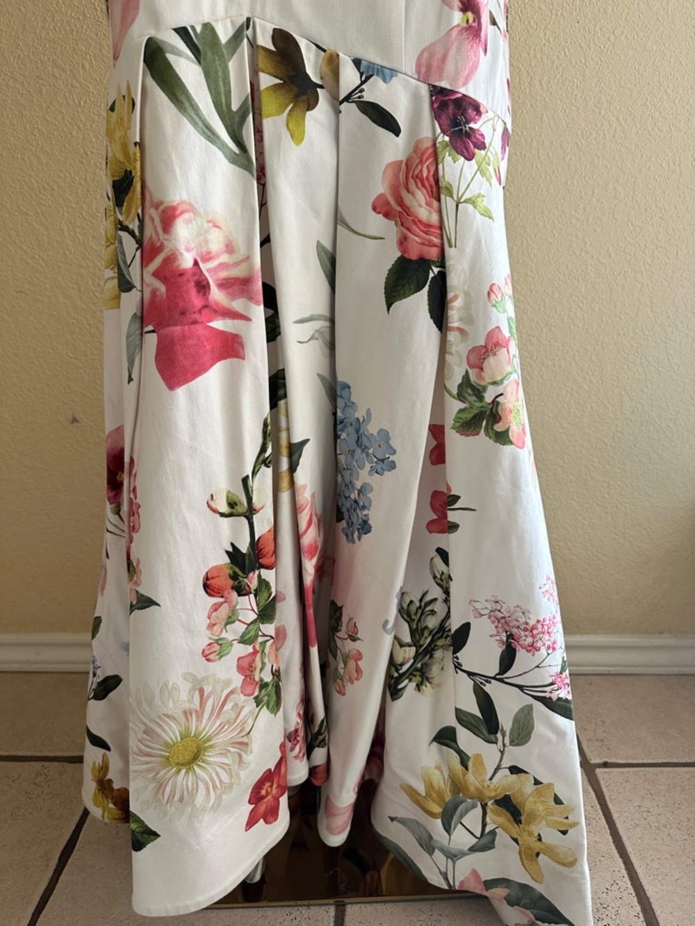 Mestiza New York Gloria Floral Off the Shoulder Mermaid Gown - Picture 7 of 16